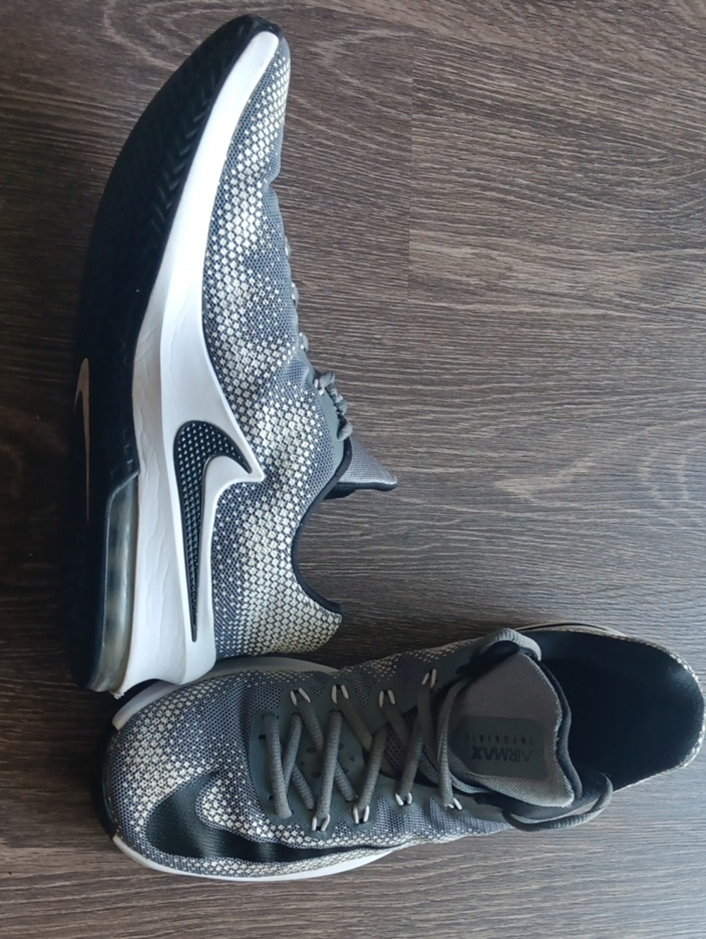 $34 Nike Men's Gray and Black Knit Air Max Infuriate Trainers